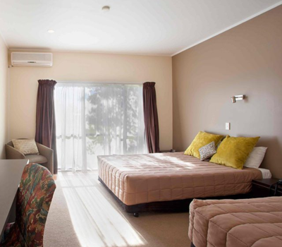 Airport Kiwi Hotel