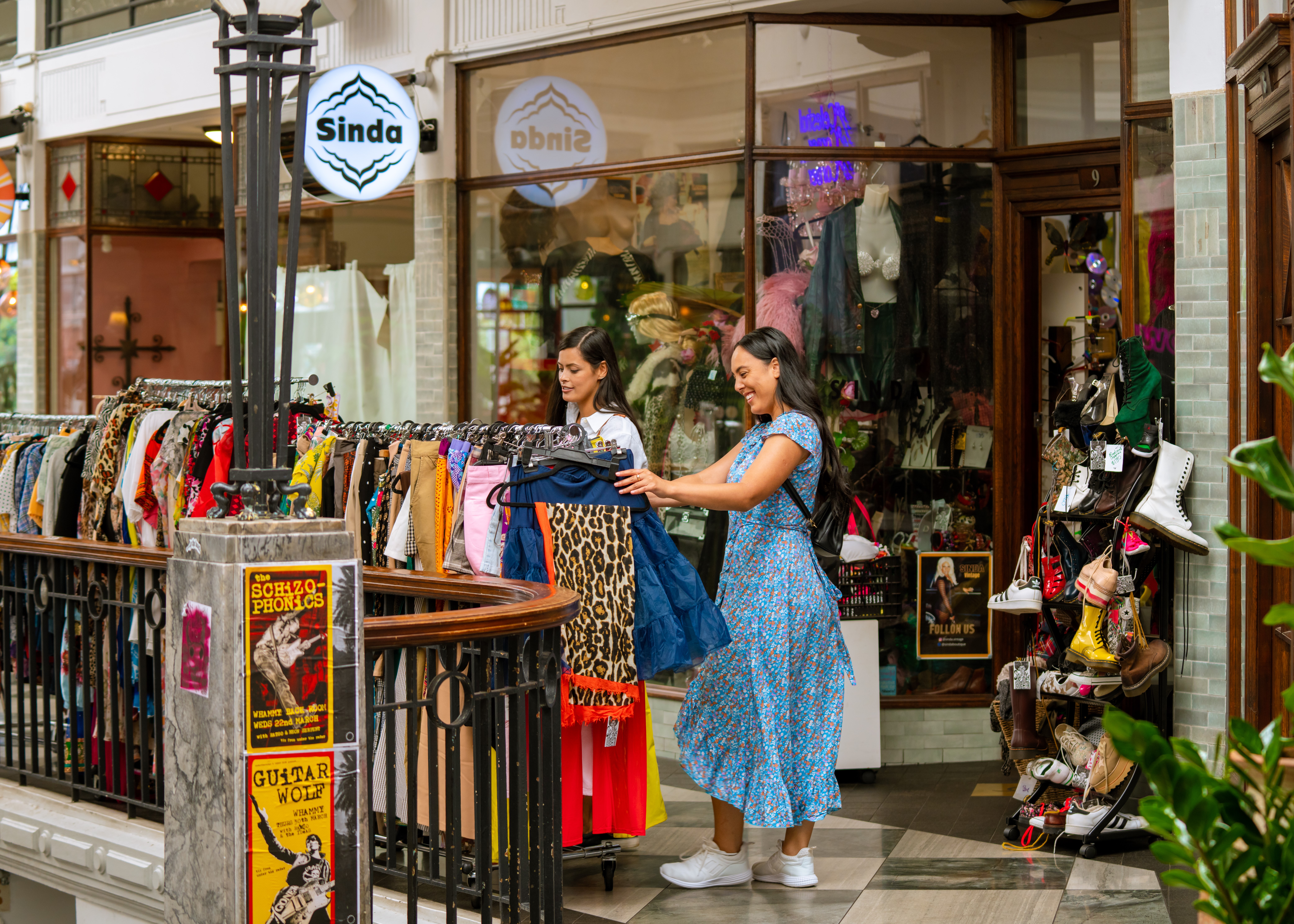 Friends-shopping-in-St-Kevins-Arcade-compressed.jpg