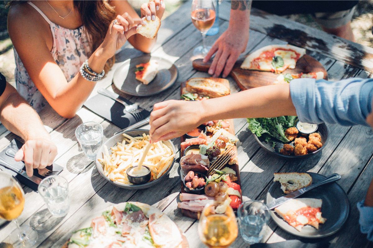 Summer-in-Auckland-Waiheke-Island.jpg Summer-in-Auckland-Waiheke-Island.jpg