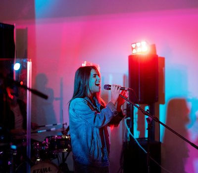 7 Must-Try Karaoke Bars in Auckland