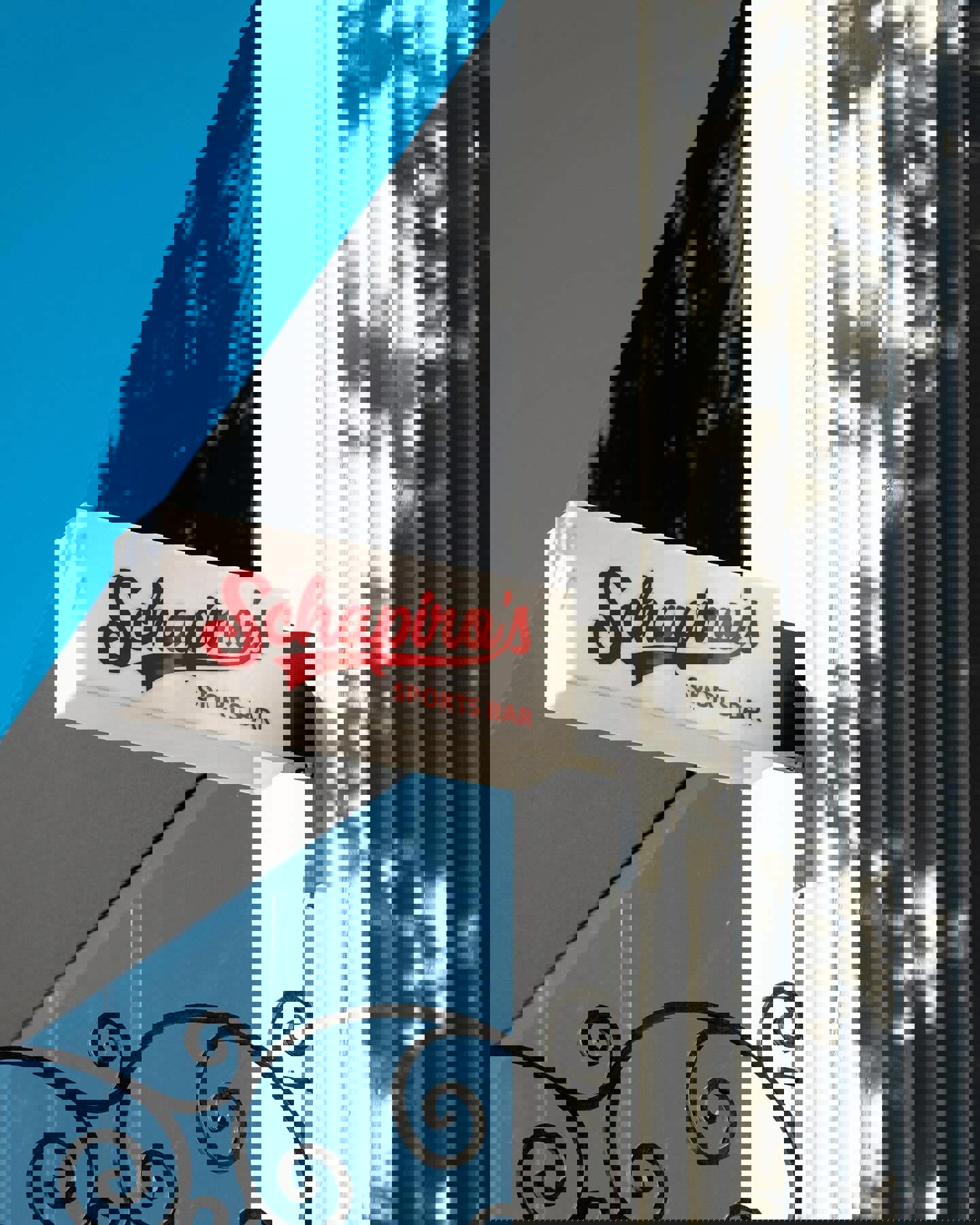 Schapiro’s Sports Bar