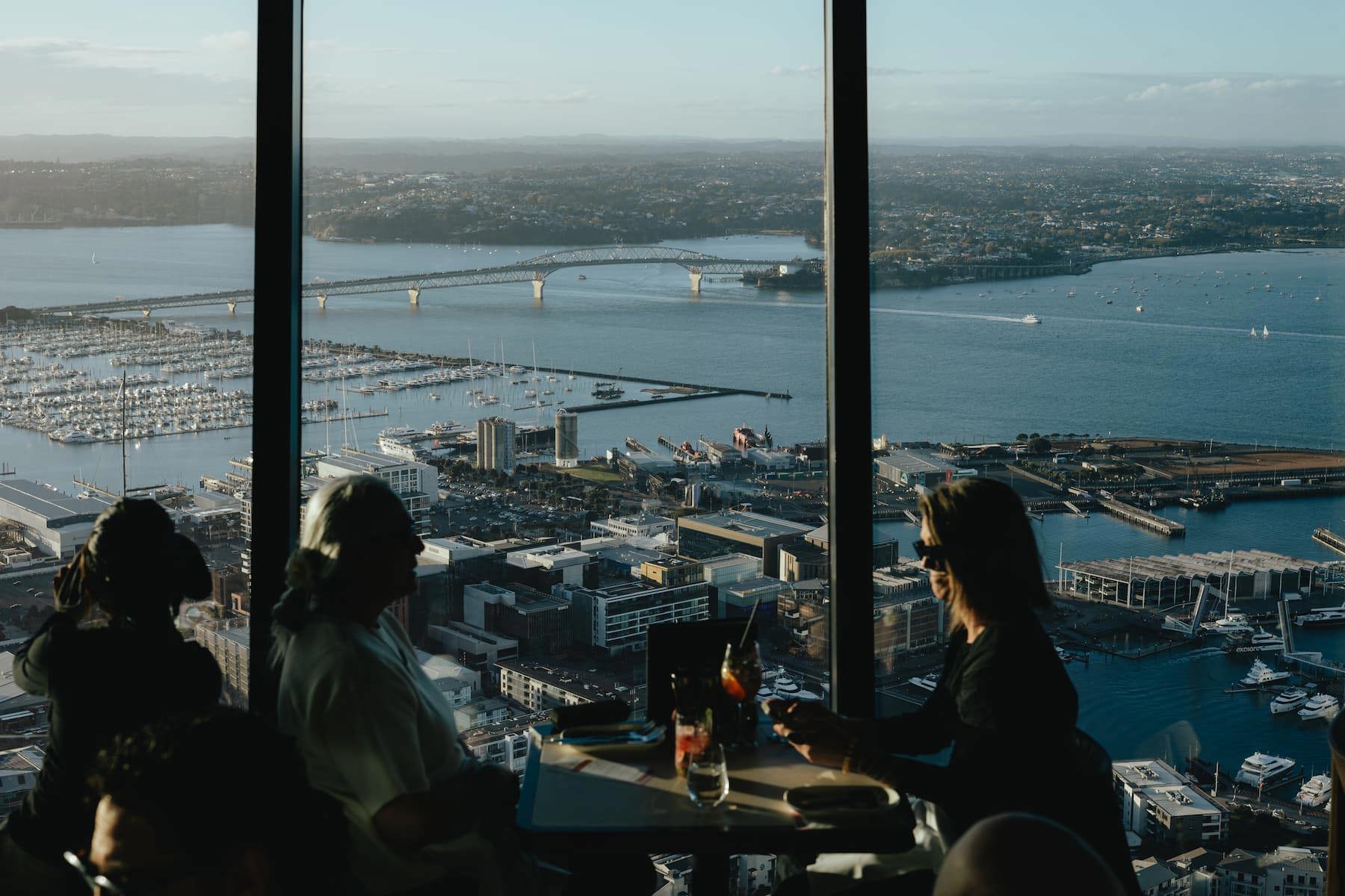 Orbit 360° Dining