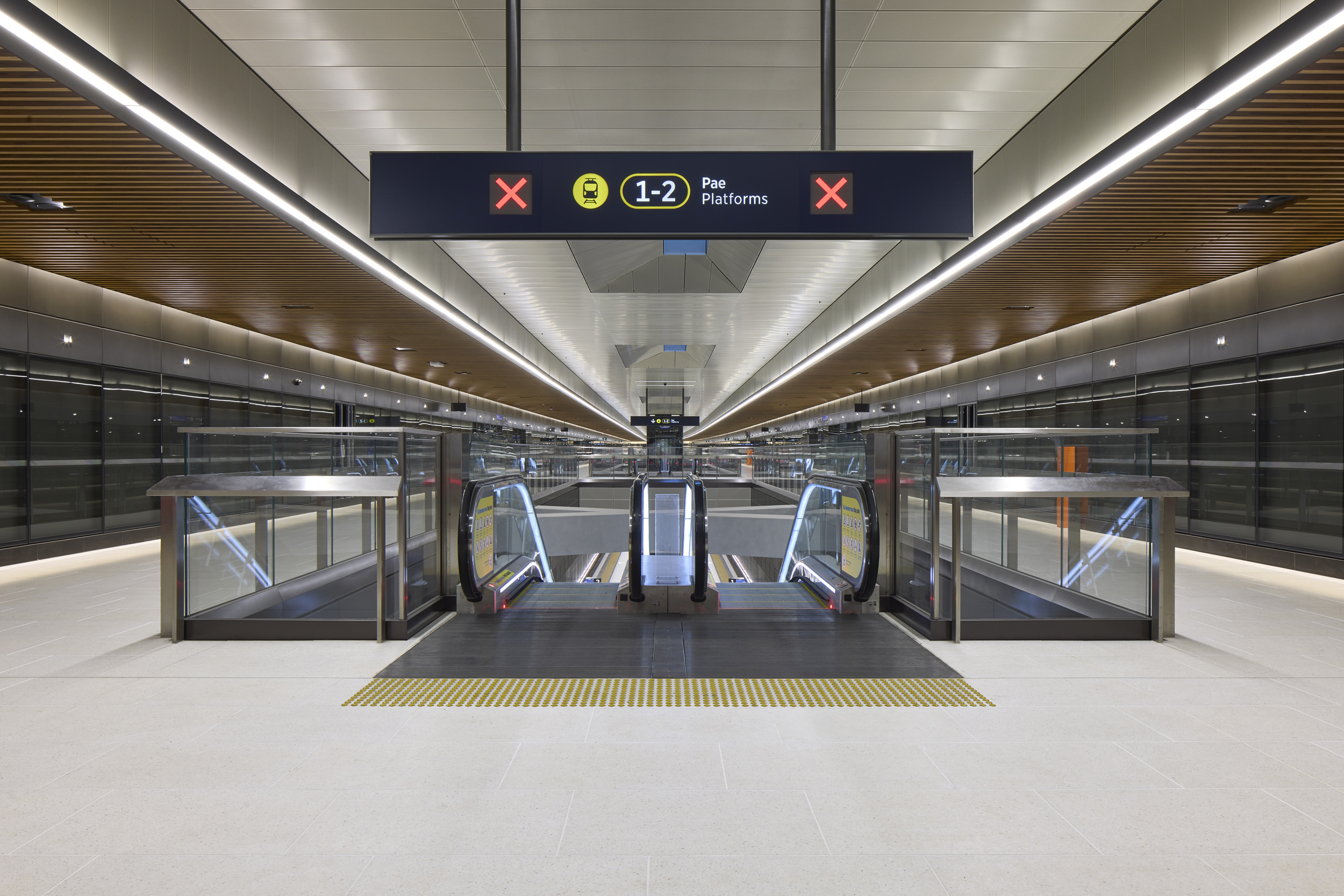 Hop off for these experiences around Te Waihorotiu Station