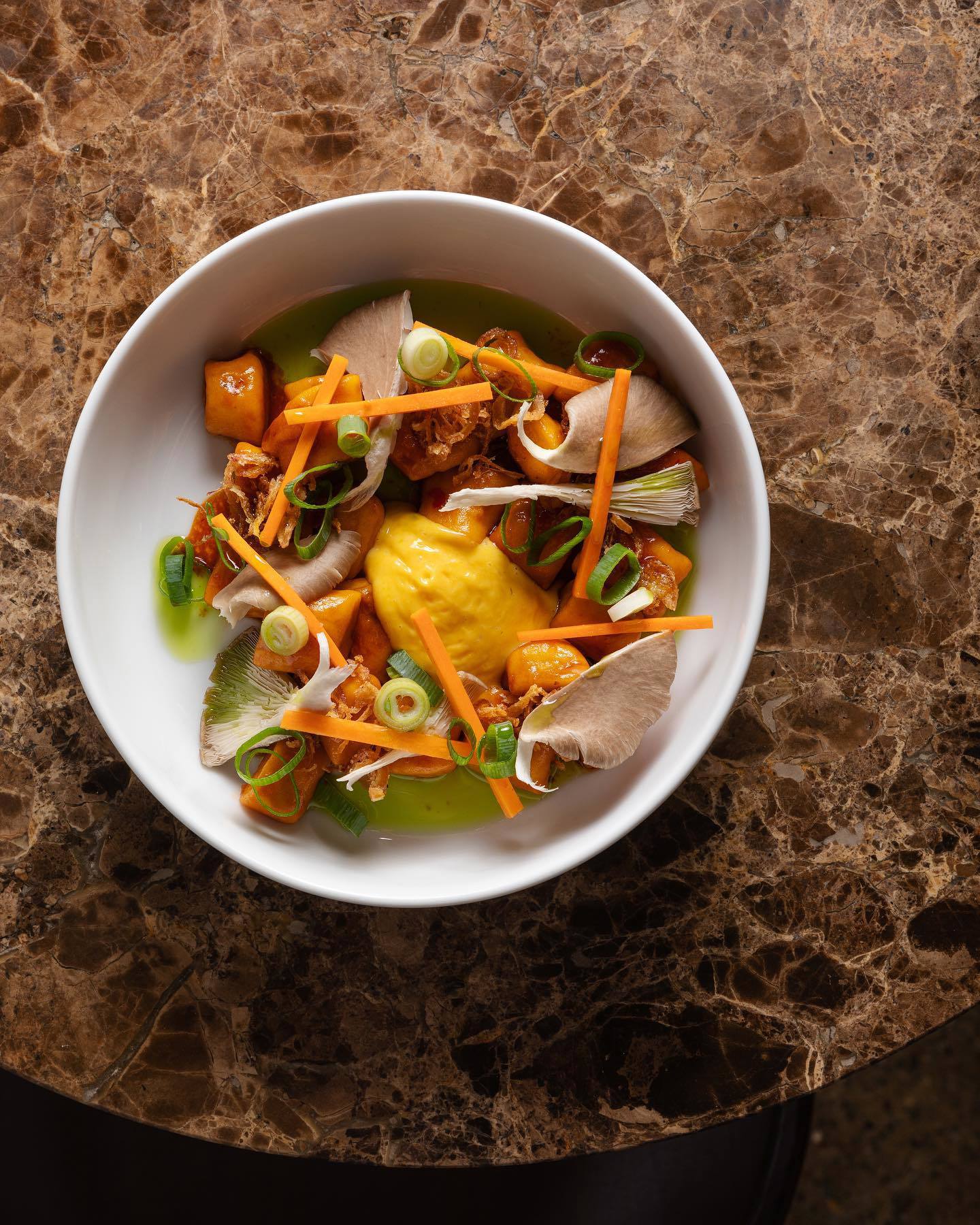 Date Night, Nail that first impression.