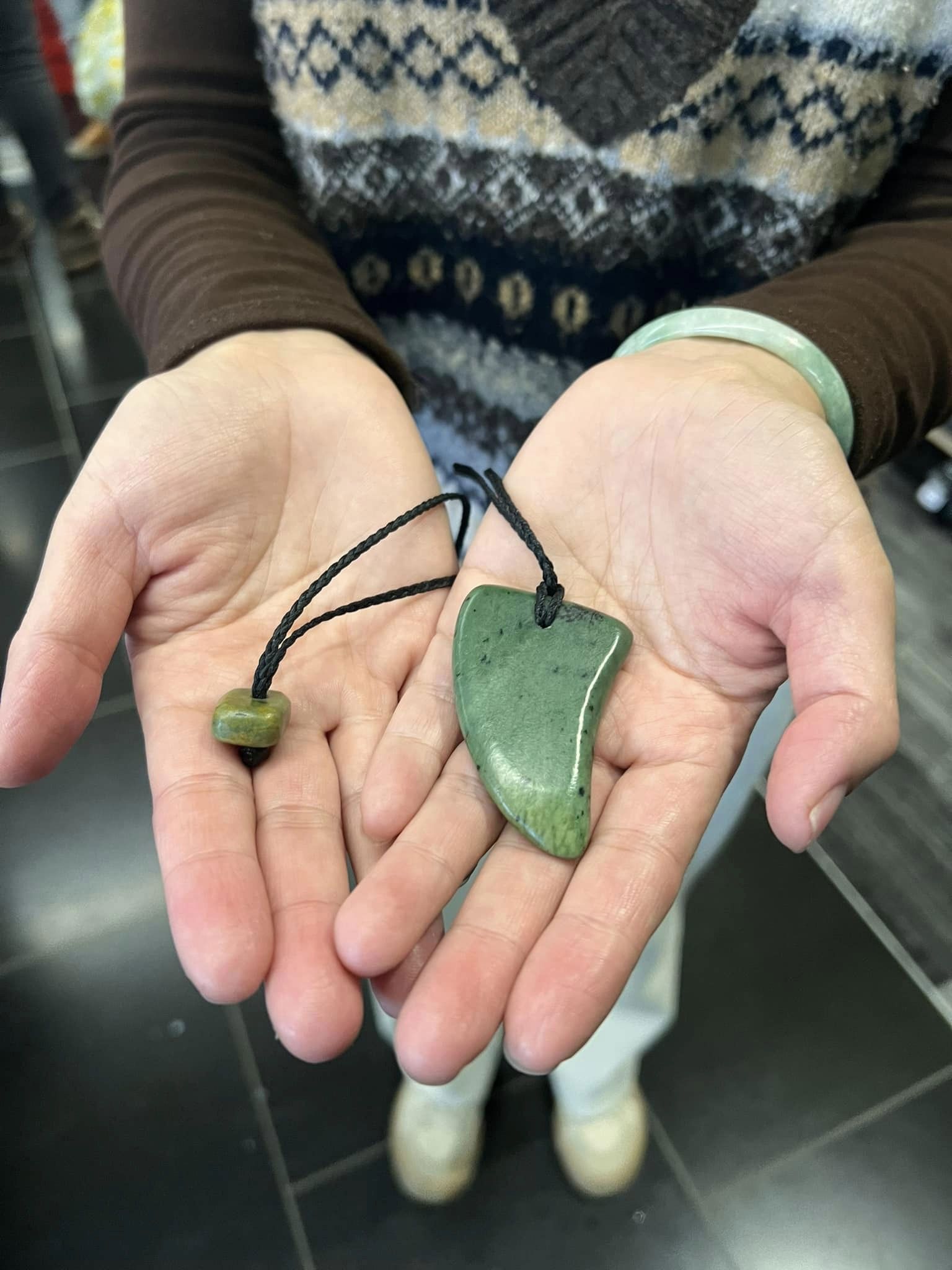 Pounamu Rei Niho Tooth Pendant Workshop with Aotearoa Bone and Stone