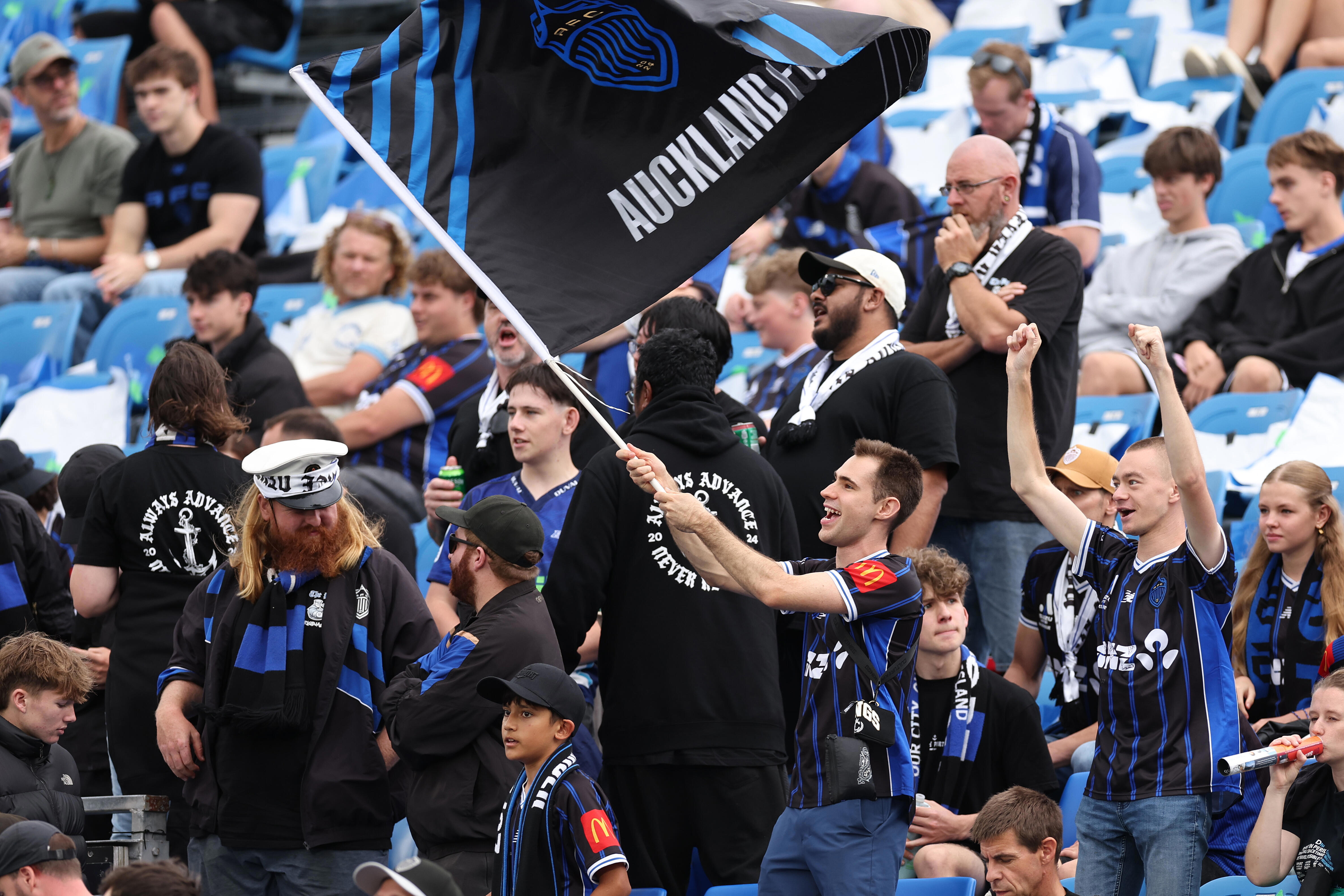 Auckland FC v Wellington Phoenix