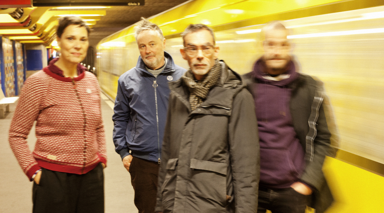 Strange Universe: Stereolab 