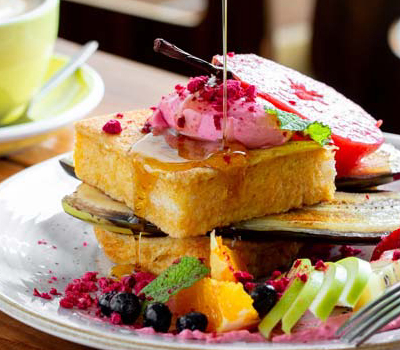 Cafe Lincoln