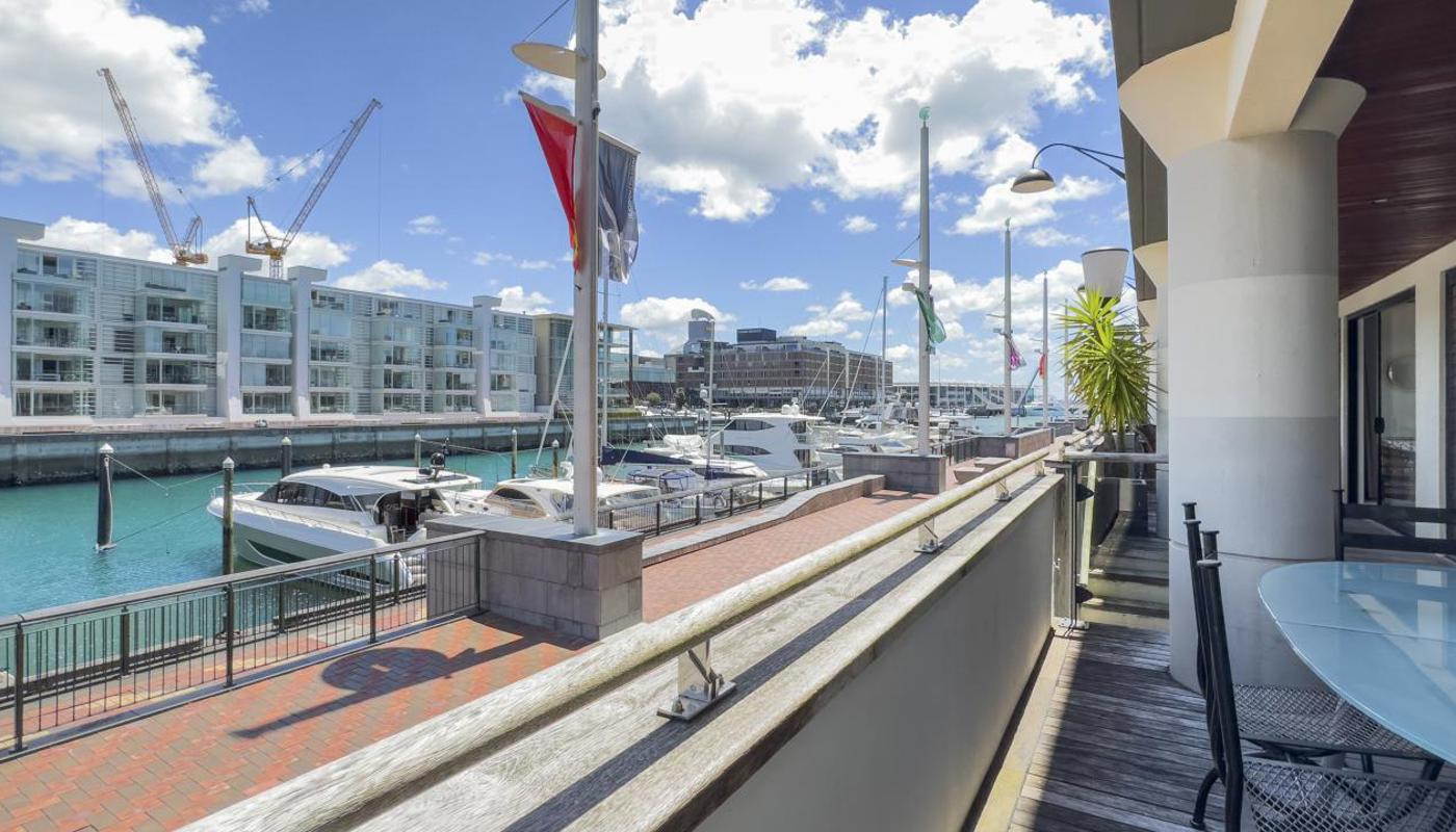 Beautiful waterfront location in the Viaduct