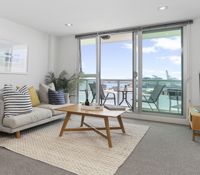 Inner city apartment with harbour views and carpark