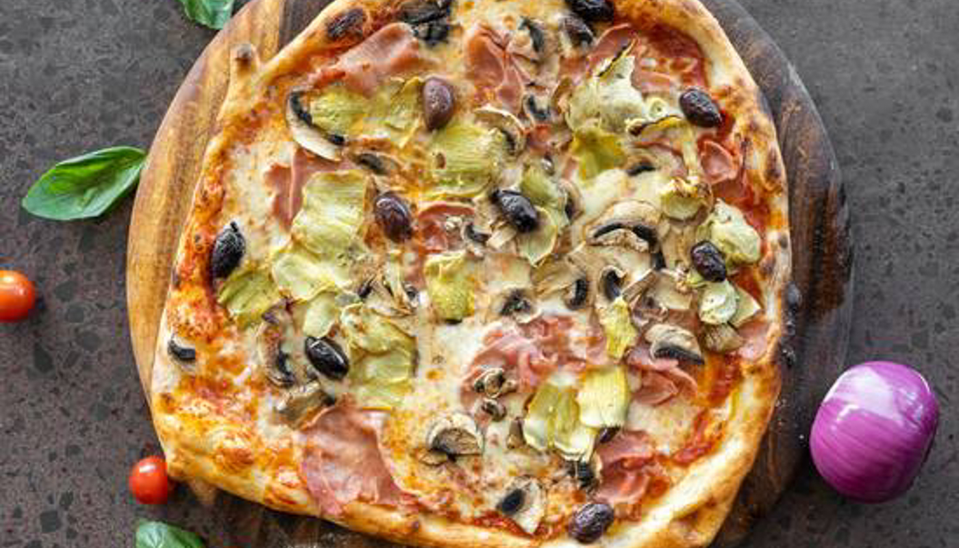 Toni's Pizzeria Image 4