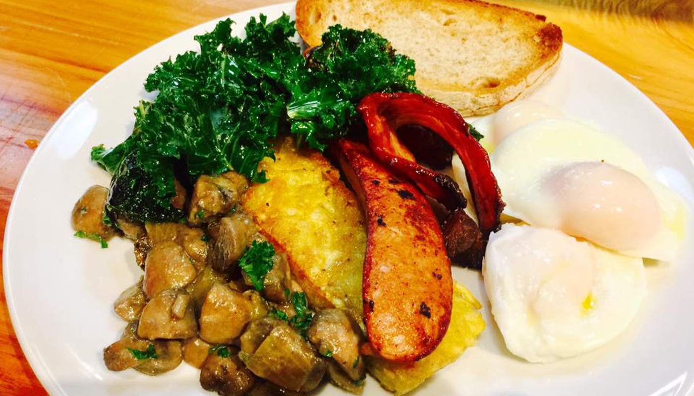 Elk Eatery Image 5
