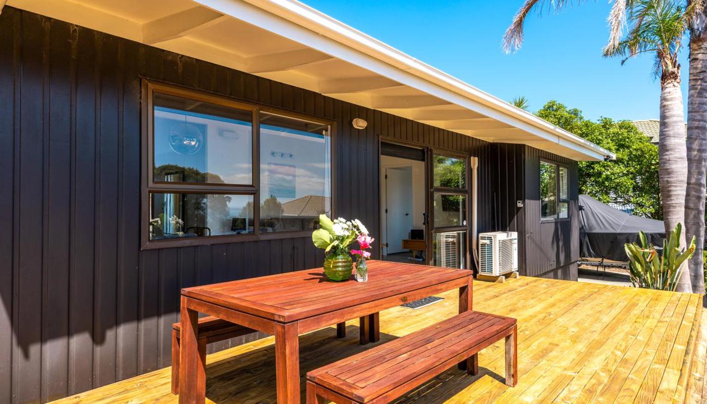 Front deck