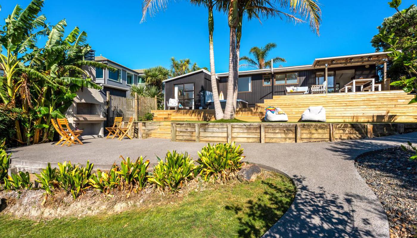 Outdoor view of house