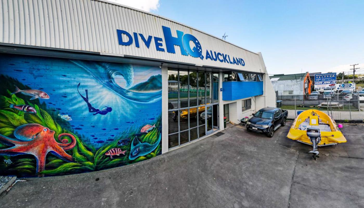 Dive HQ Auckland, Mt Roskill.
