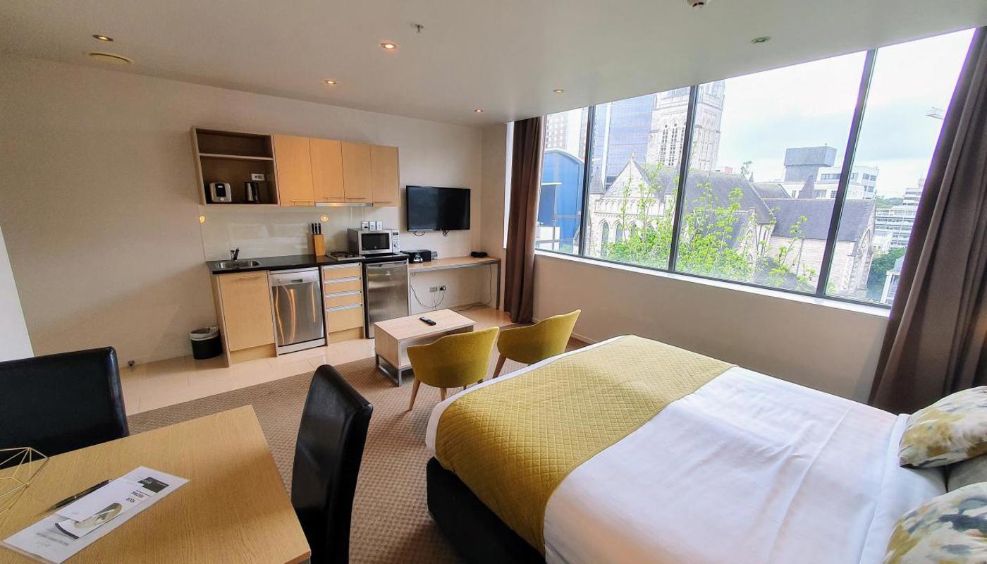 Studio room with city view