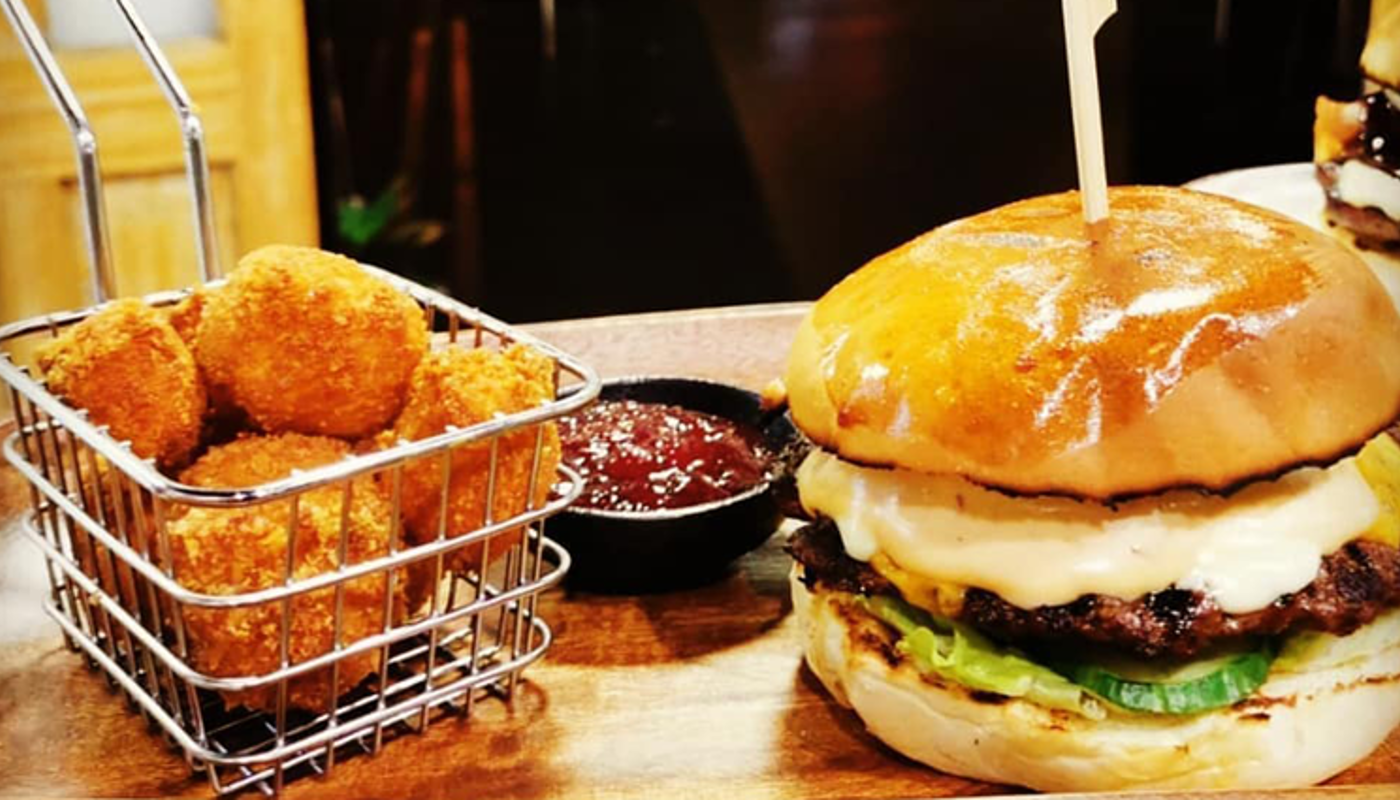 Handmade Burgers Image 5