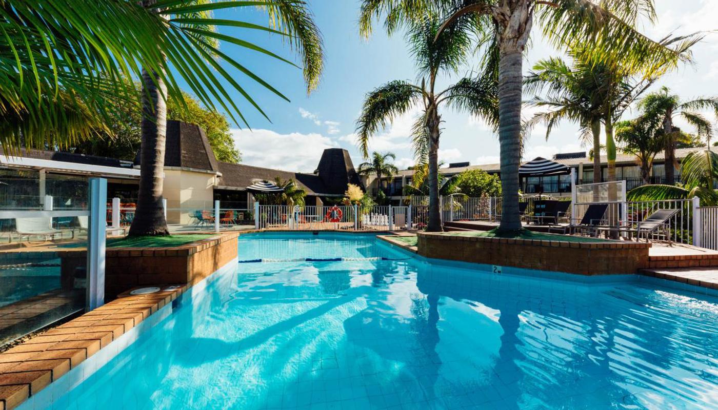 Large outdoor swimming pool