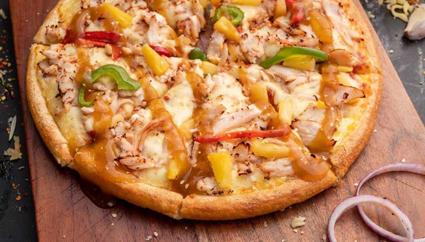 Pizza Club - Central Image 2