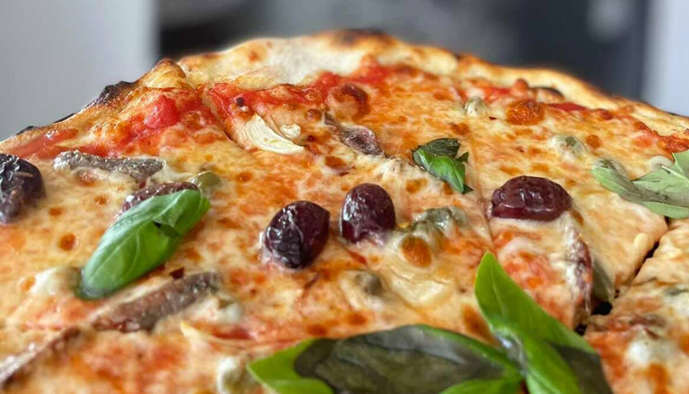 Toni's Pizzeria Image 1