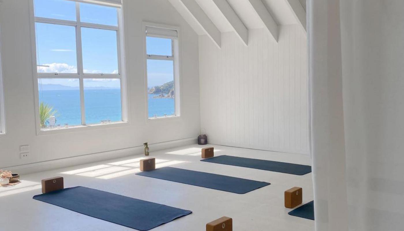 Yoga studio with views Waiheke