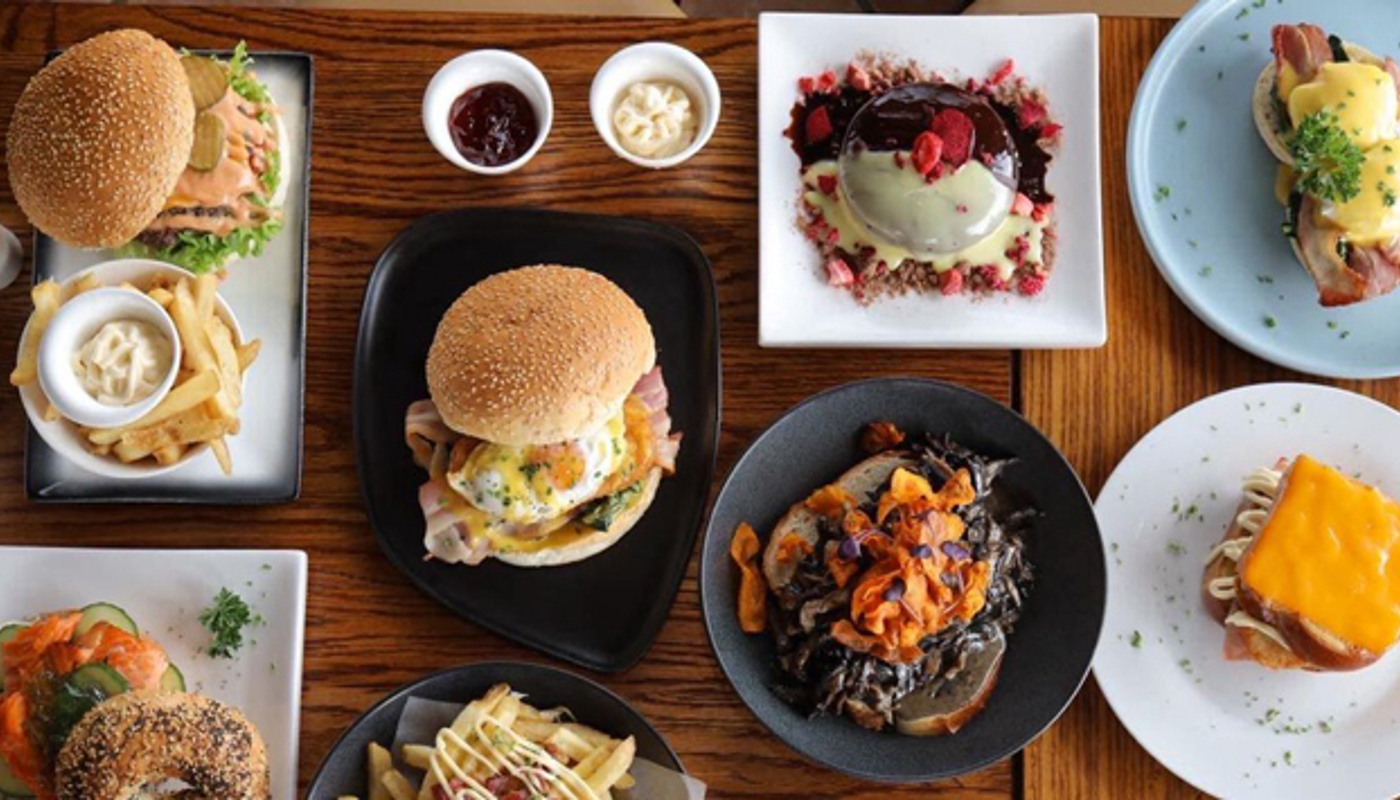 Foodies & Me Cafe Image 1