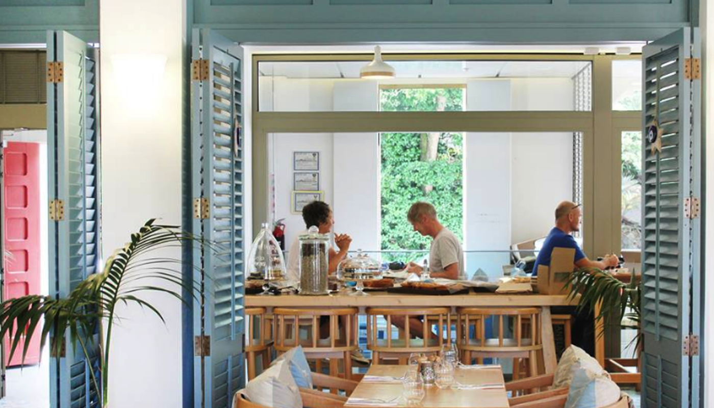 Deco Eatery Image 3