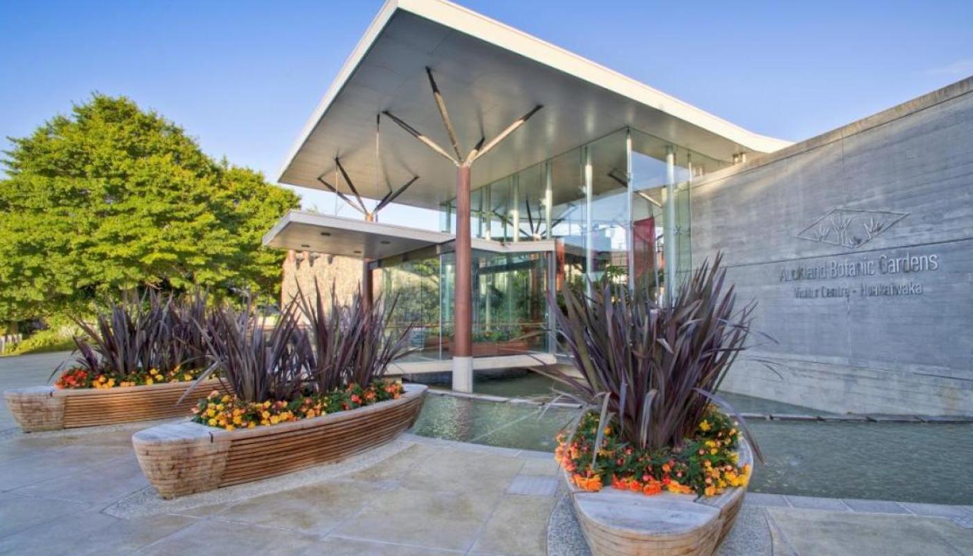Auckland Botanic Gardens Visitor Centre - Huakaiwaka
