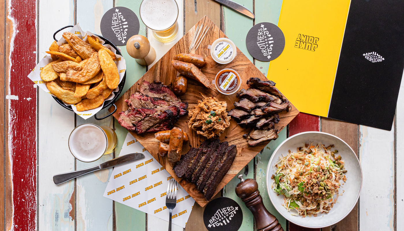 Brothers Beer & Juke Joint BBQ - Commercial Bay Image 5