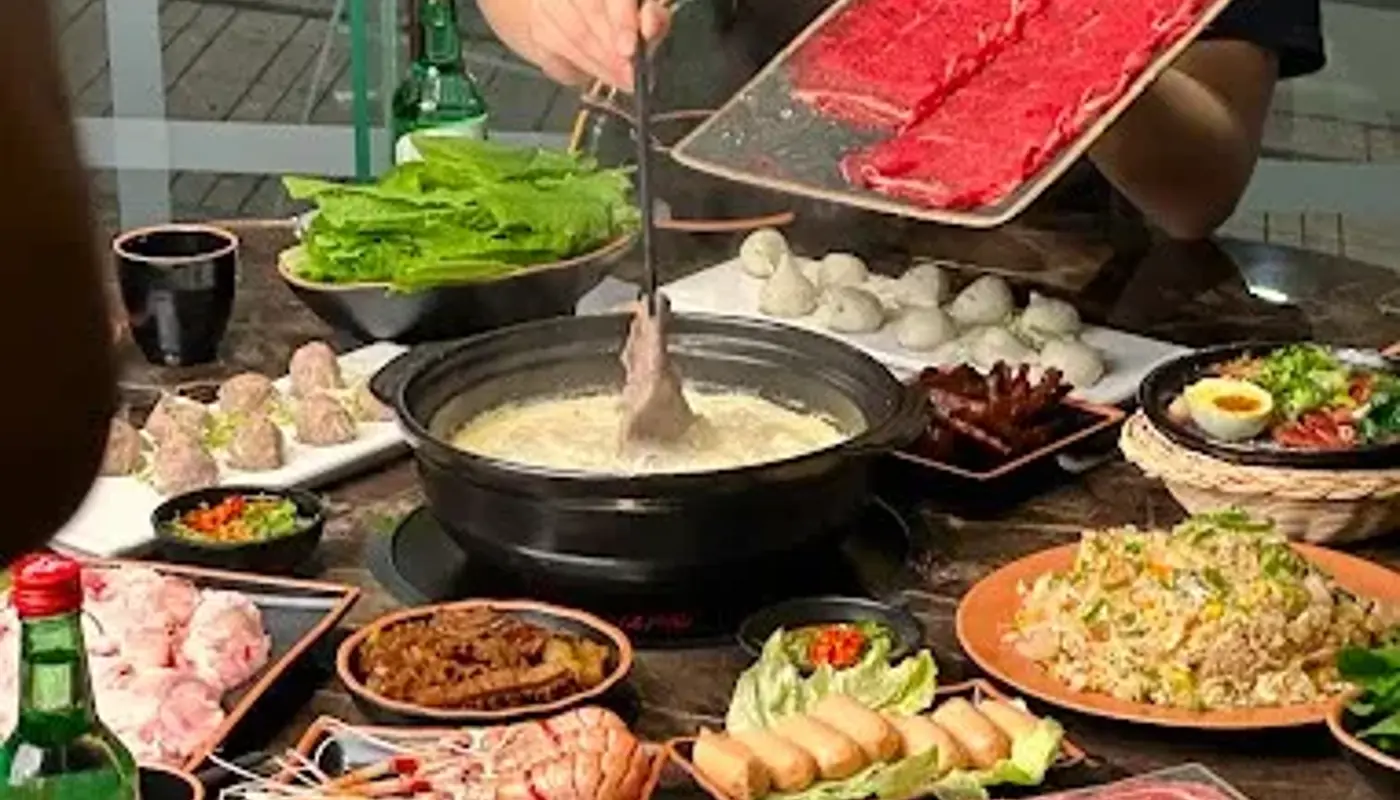 Guangzhou Hotpot Queen Street Image 2