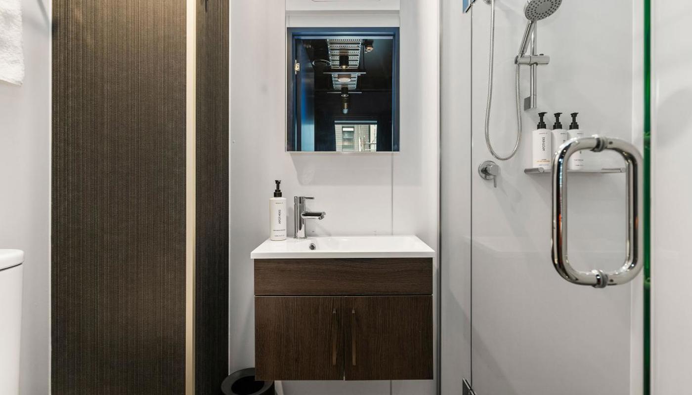 Abstract Hotel & Residences bathroom
