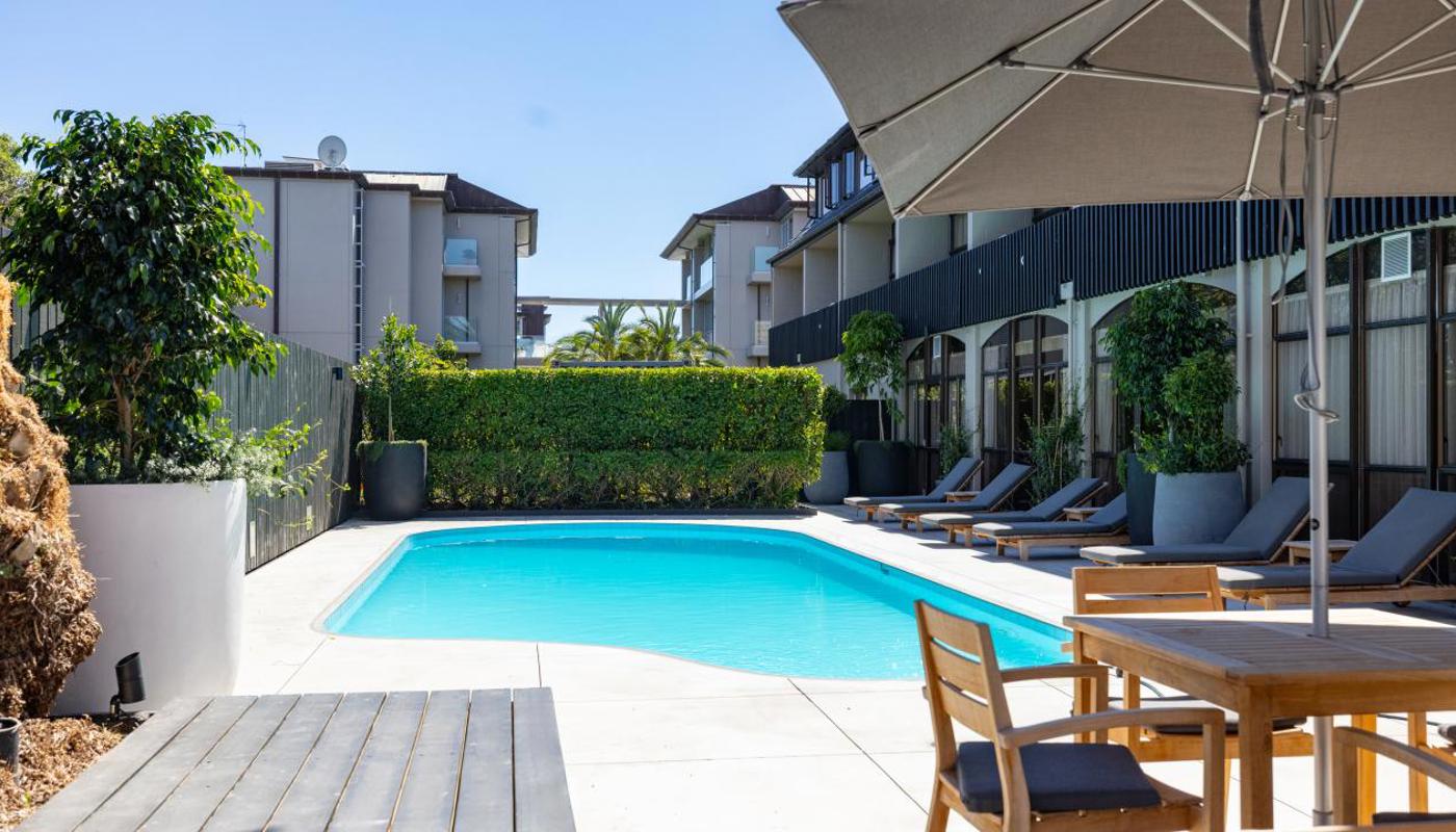 Hotel Pool