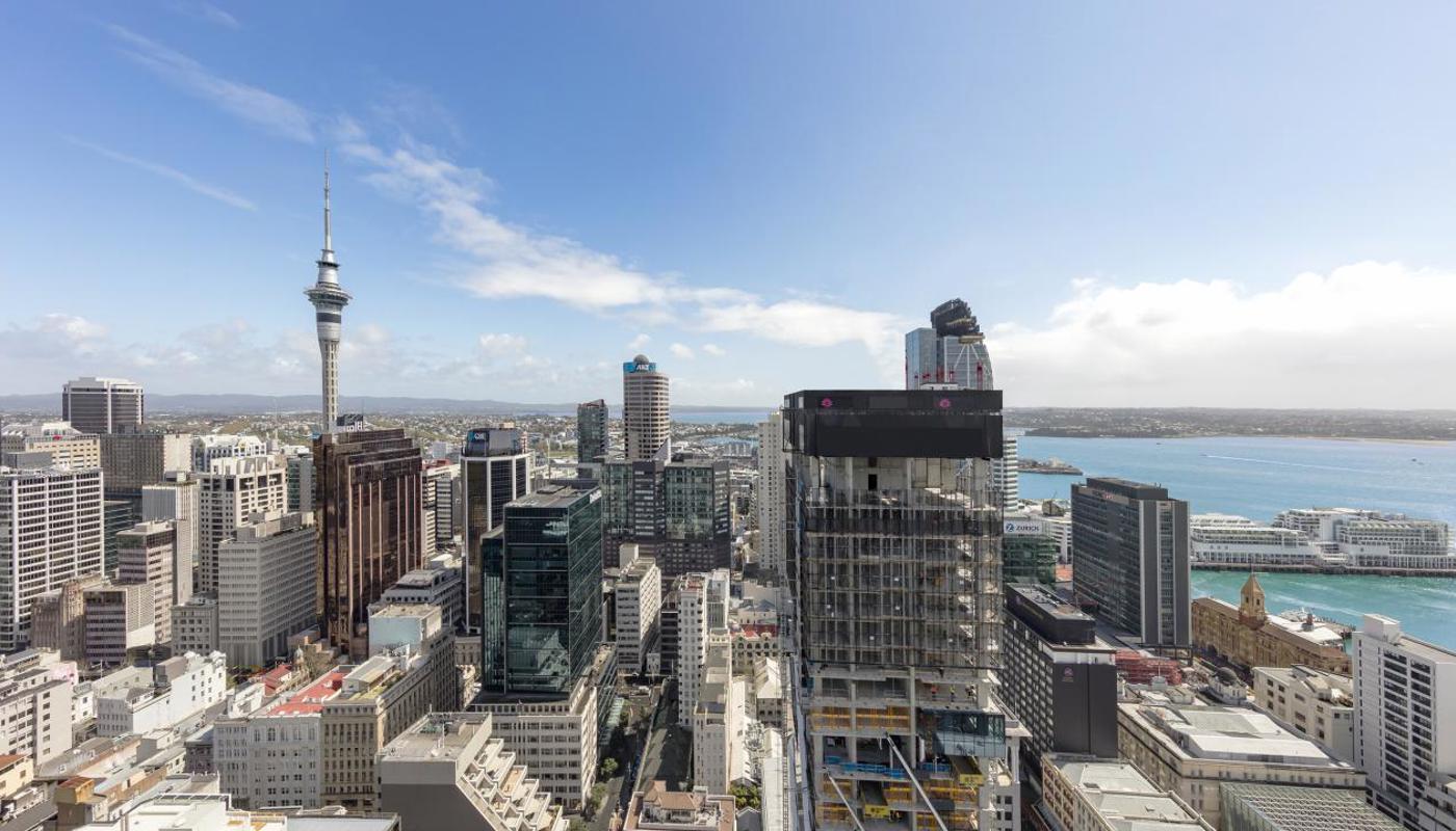 Auckland Harbour Suites - 2 Bedroom City View