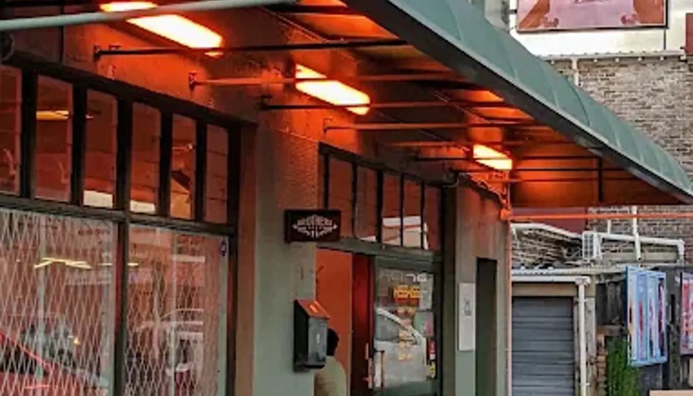 Kiss Kiss Eatery Image 4