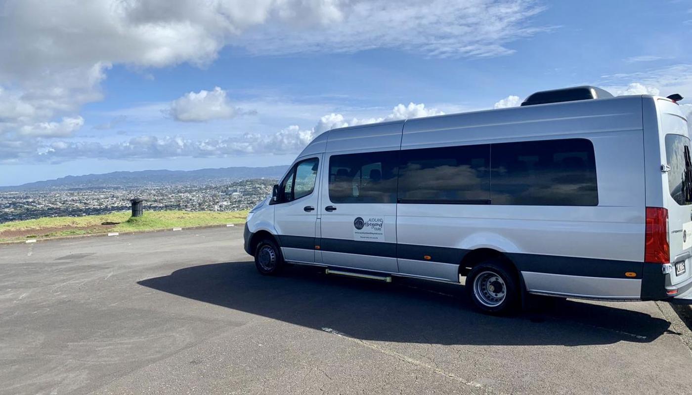 Luxury 20 seater van - Mercedes-Benz Sprinter