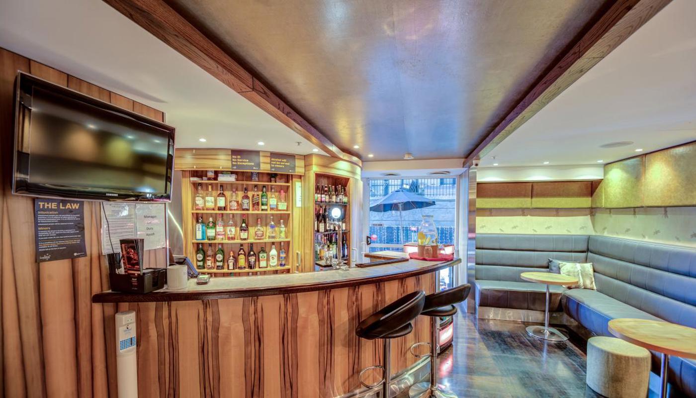 The Quad Bar