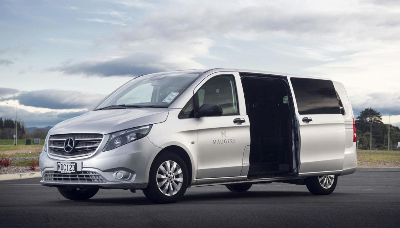 7 Seater Mercedes