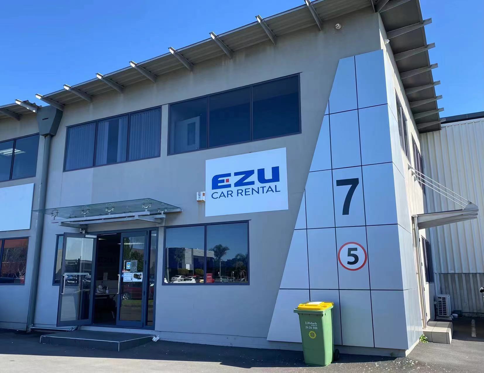 EZU  Car  Rental  Auckland