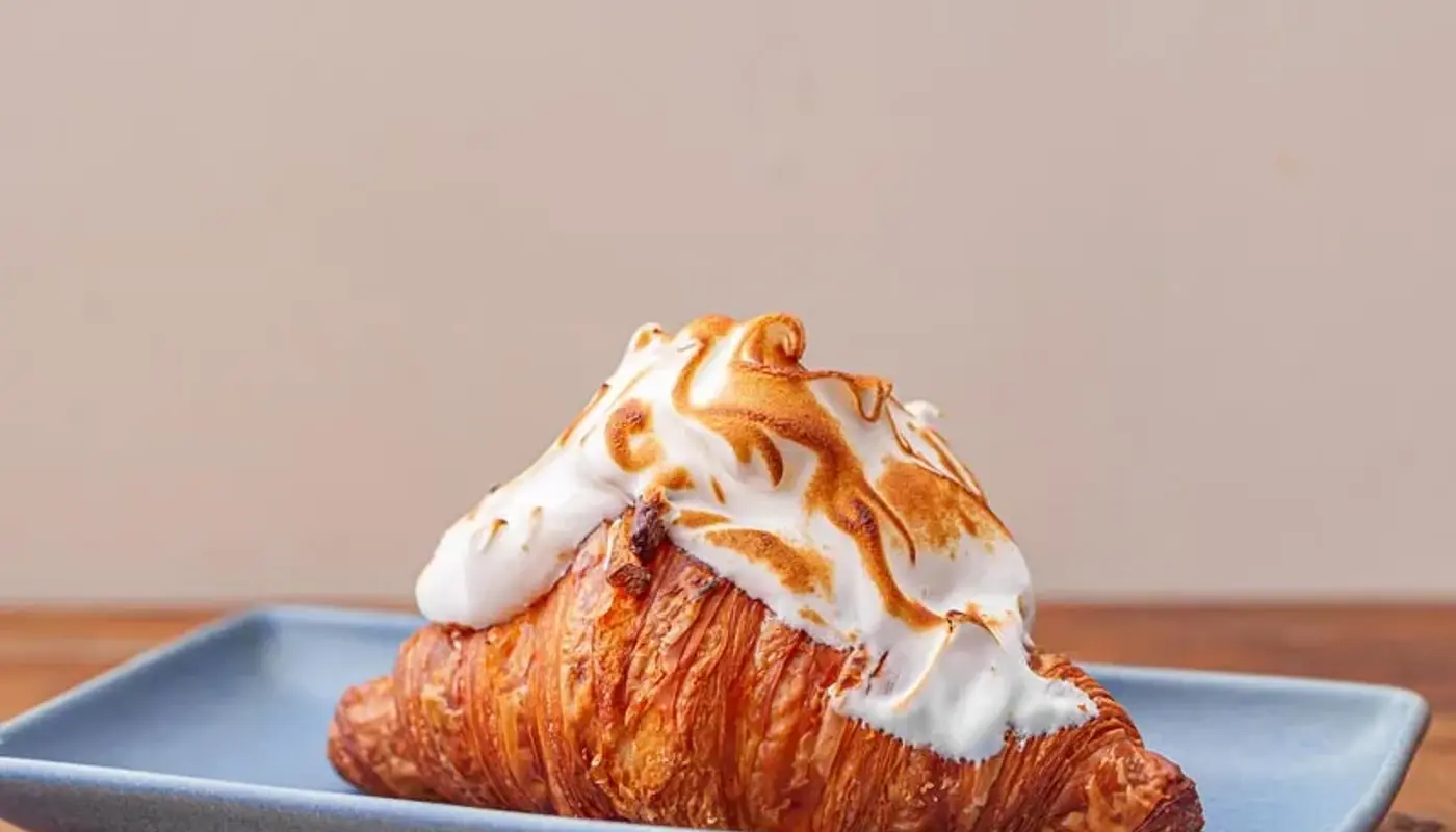 Manis Bakery and Cafe Image 3
