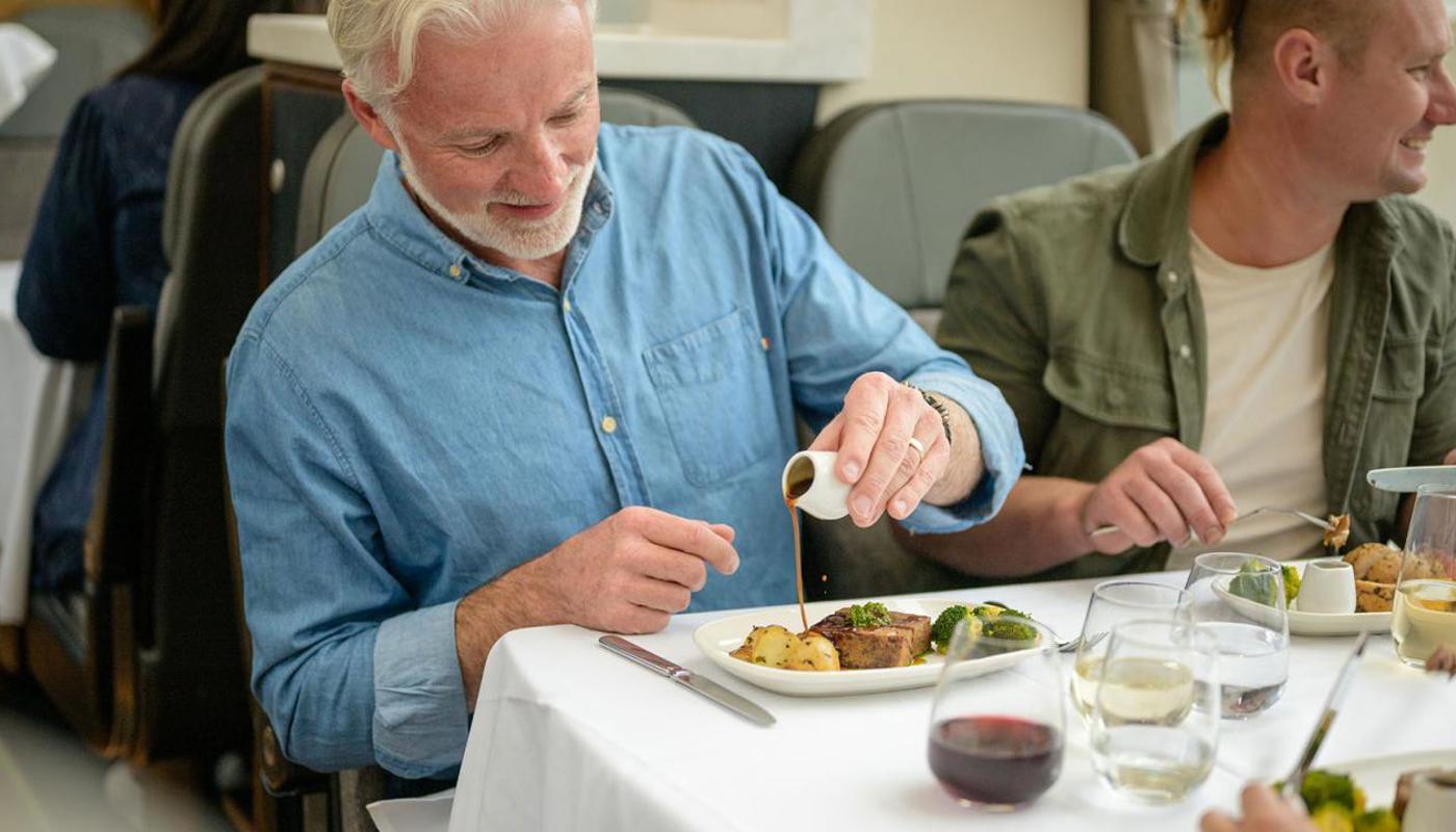 Scenic Plus dining experience