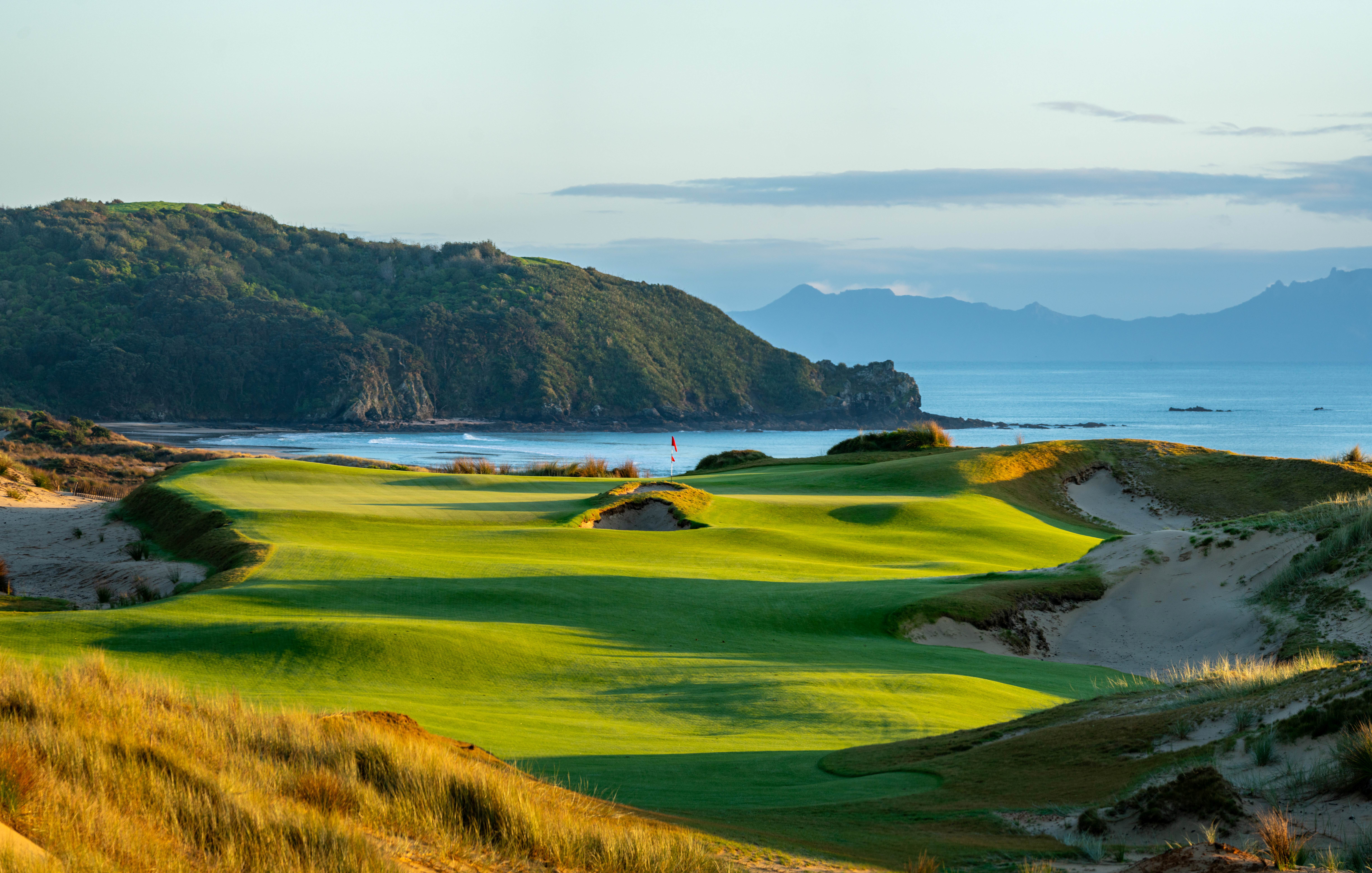 Everest Golf - Luxury New Zealand Tailor-Made Tours for Discerning Golfers