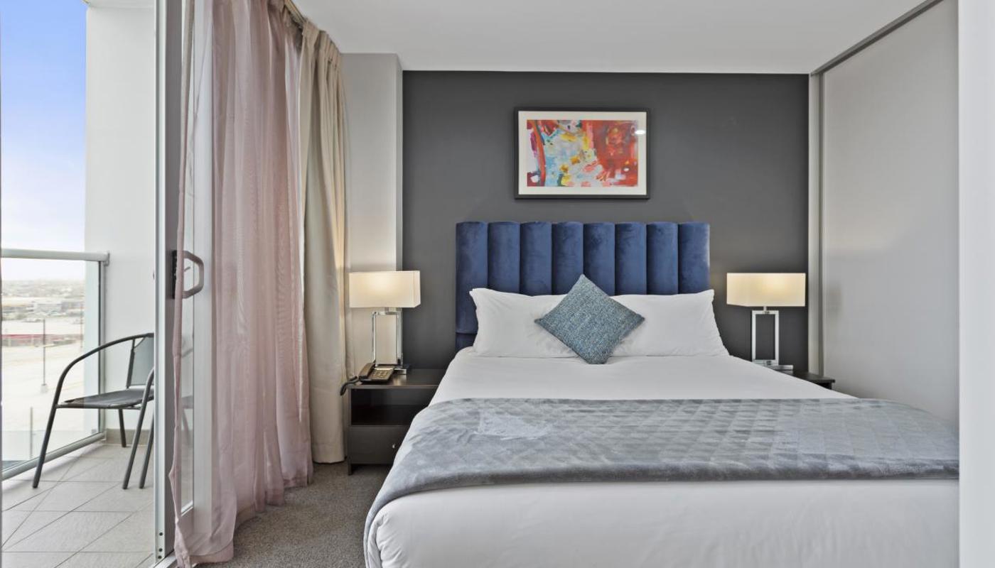 The One Bedroom apartment at Proximity Apartments provides travellers with a home away from home.
