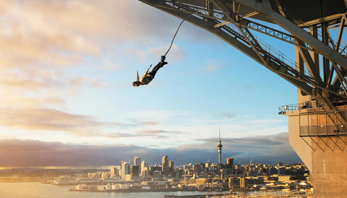 Auckland Bridge Bungy, 40 Metres