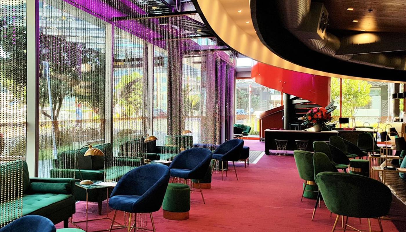 Enjoy a drink before the show in The Lounge at ASB Waterfront Theatre