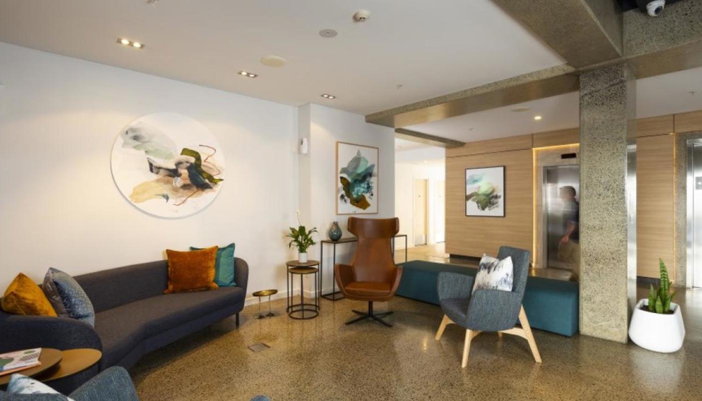 Nesuto Stadium Lobby