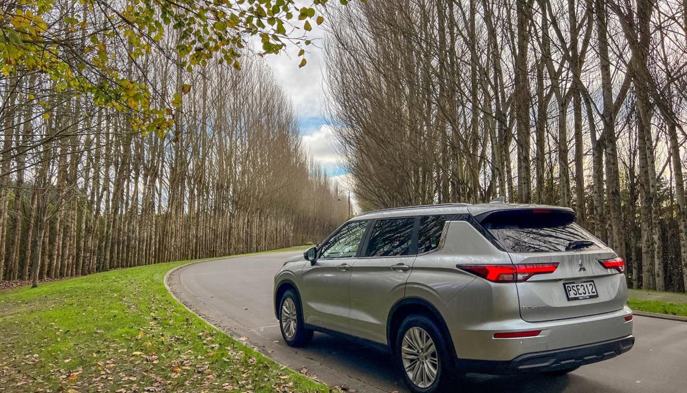 Explore New Zealand with Cross Country Rentals