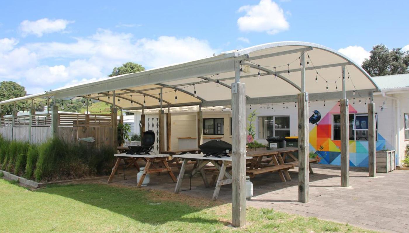 Outdoor Kitchen