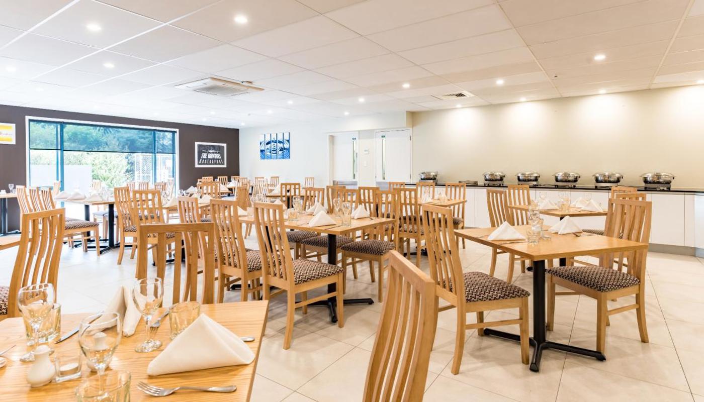 Runway Restaurant