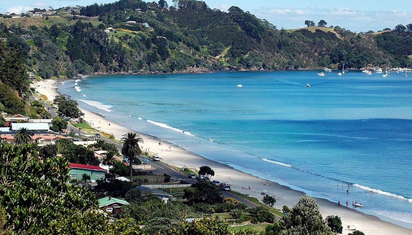 Onetangi Beach