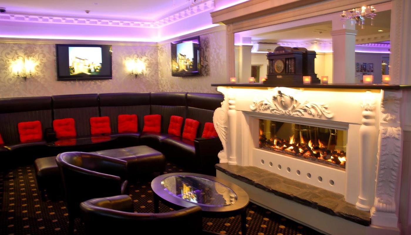 Tuakau Hotel fireplace